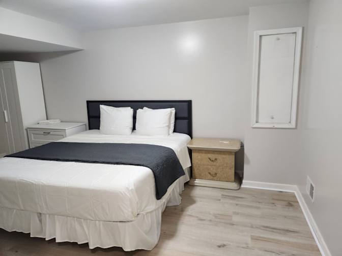 Akinola's room