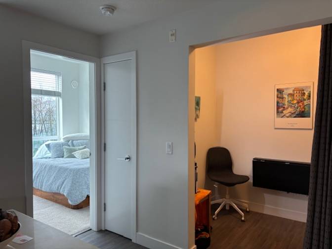 Caroline's room