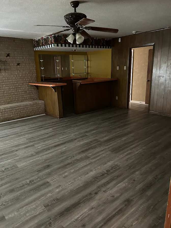 john's room