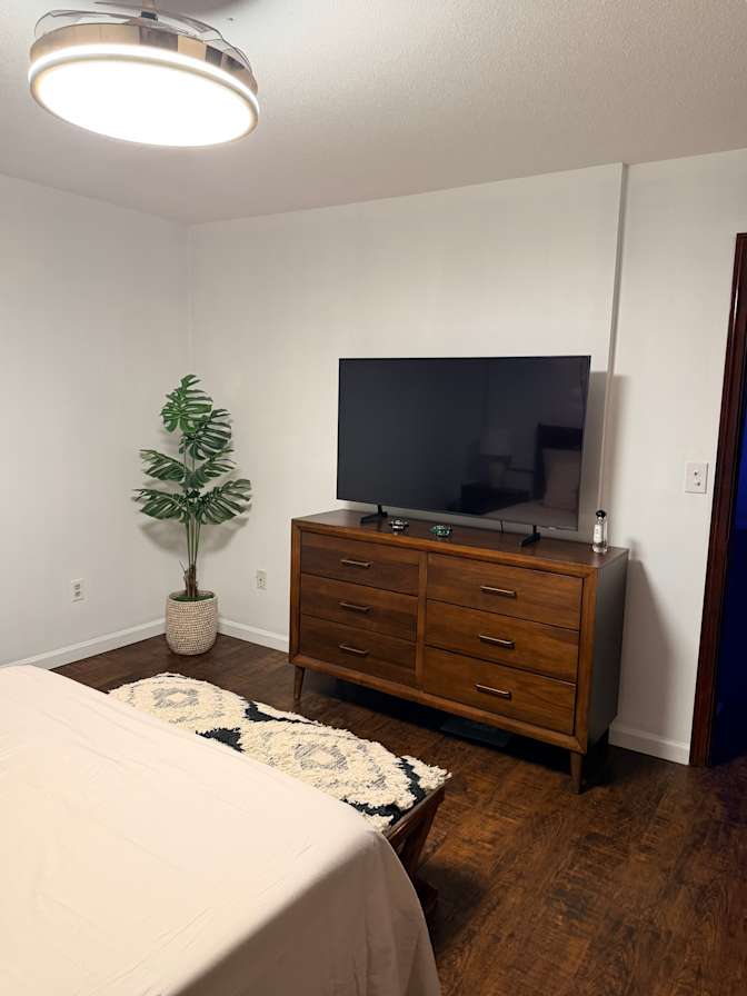Jefri's room