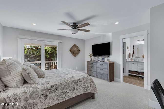 Tripp Gouras's room
