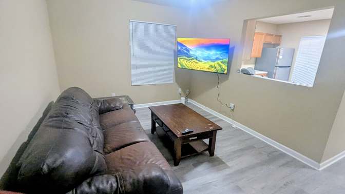 Apple House Living's room