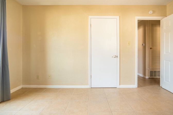 Sam June's room