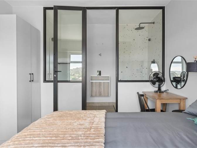 Yanda's room