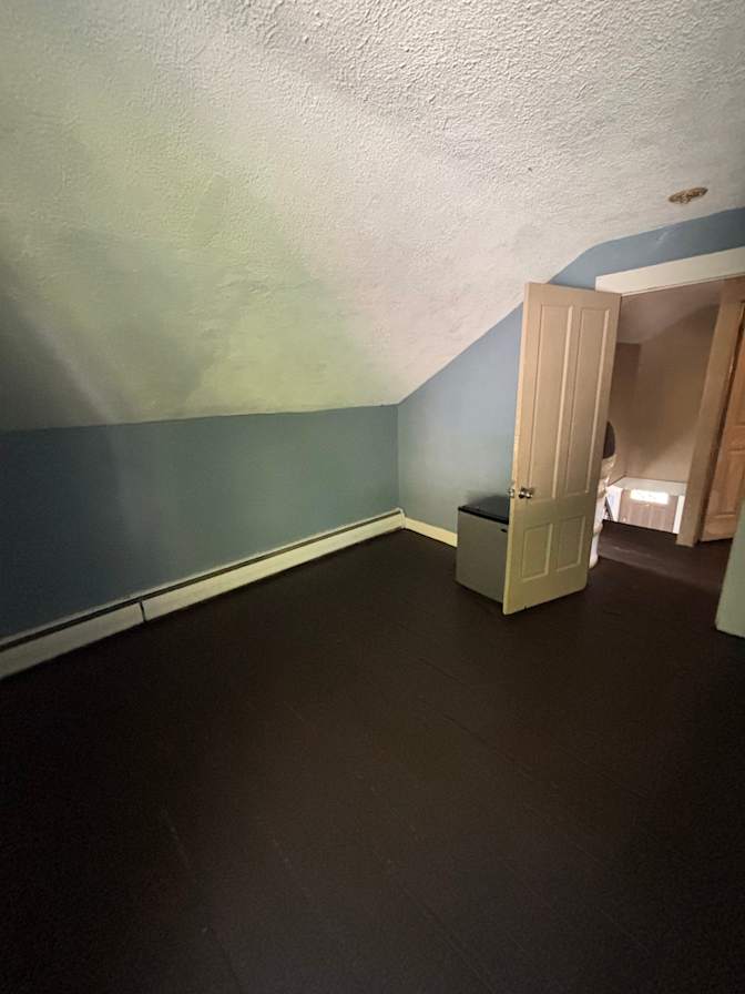 Taylor Cady's room