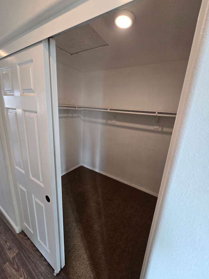 Oscar's room