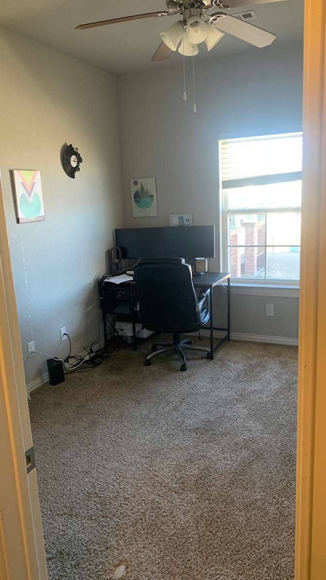 Santiago's room