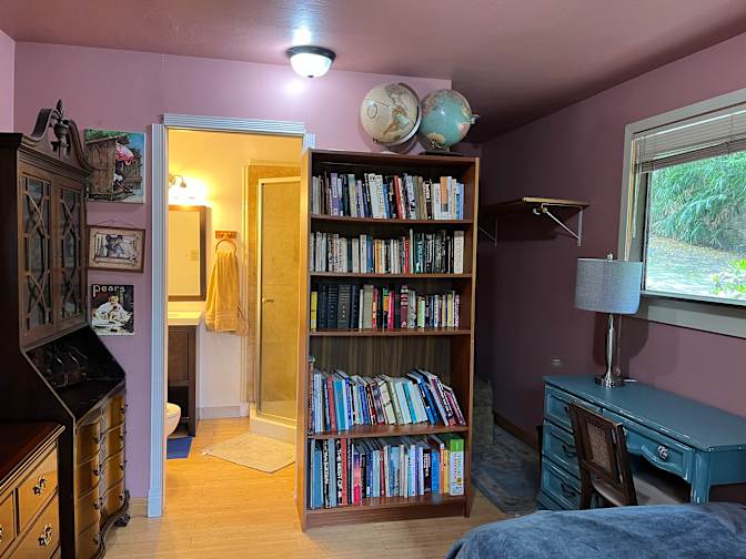 Xiaoqing's room
