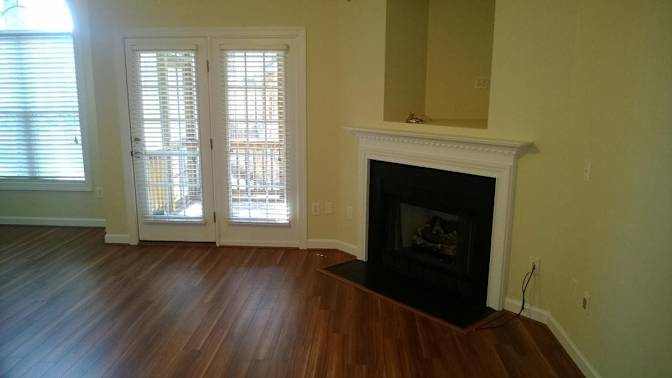 Alcove Rooms's room