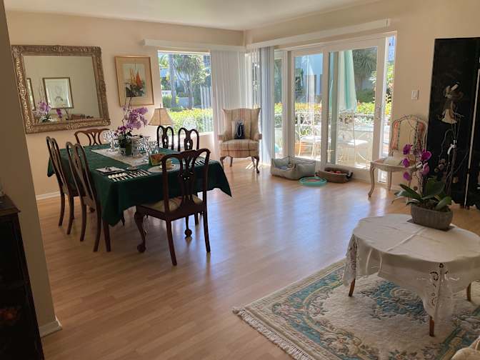 Suzanne's room