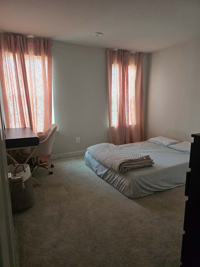 Yasha's room