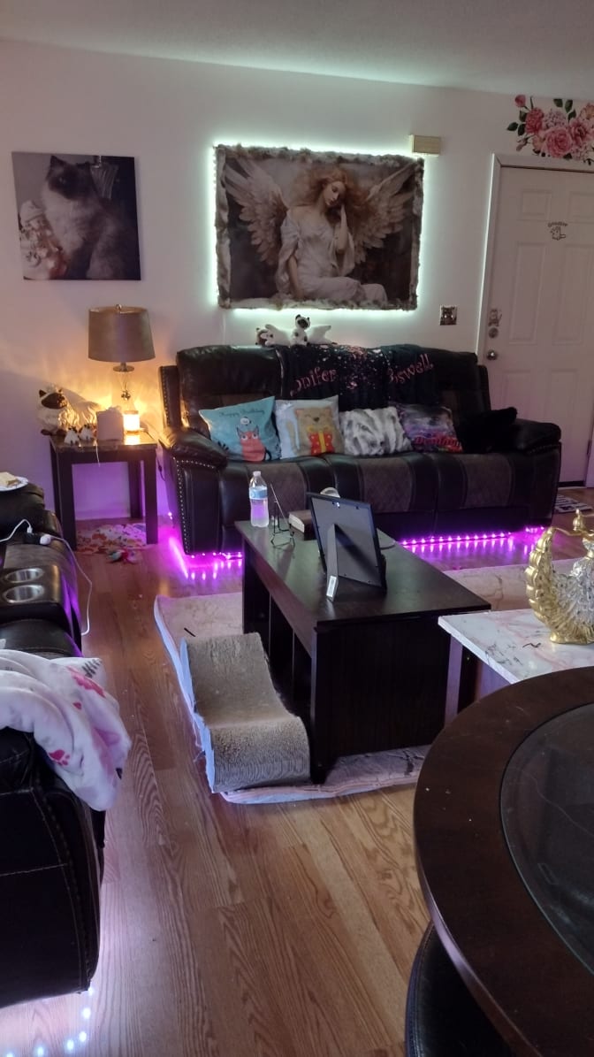 Jennifer's room