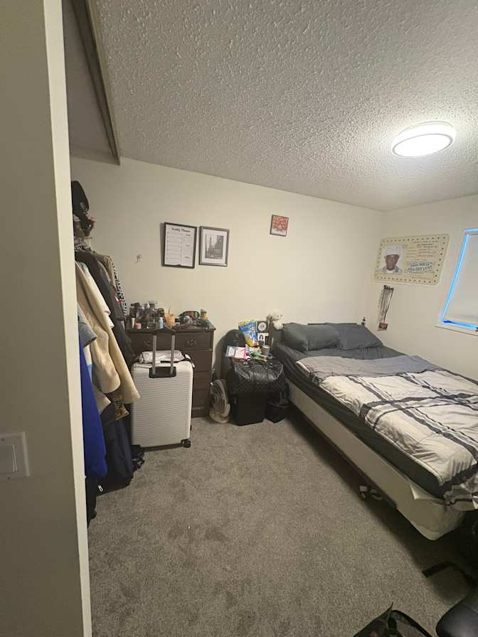 Penuel's room