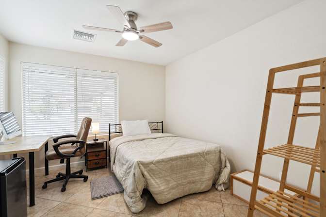 PadSplit's room
