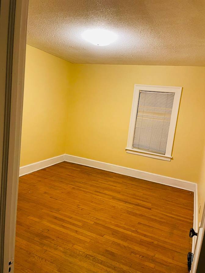 Avinash's room