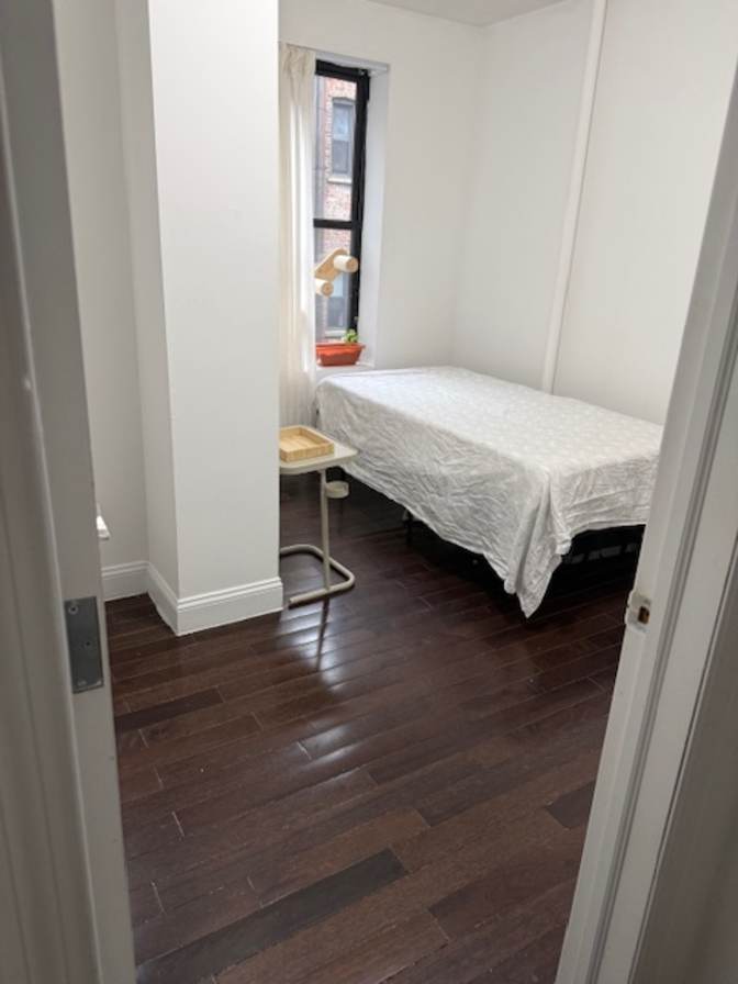 Akanksha's room