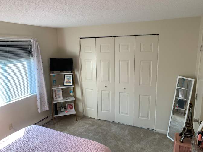 Dayna's room