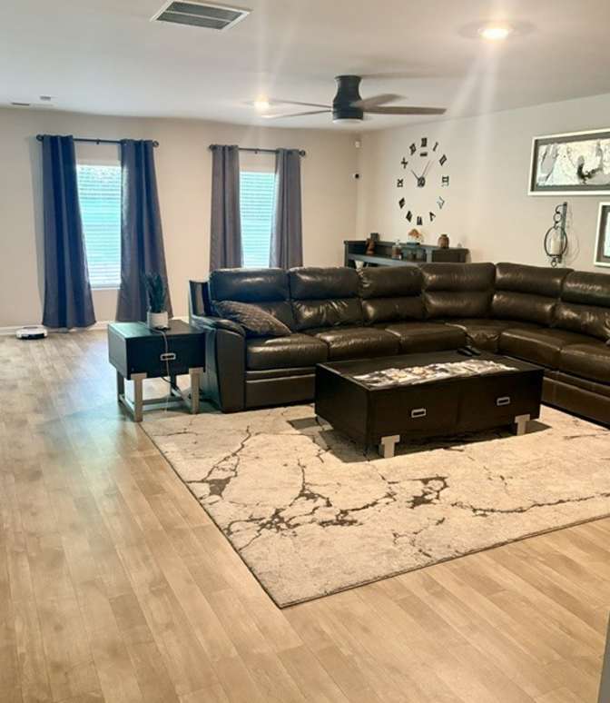 Titus's room