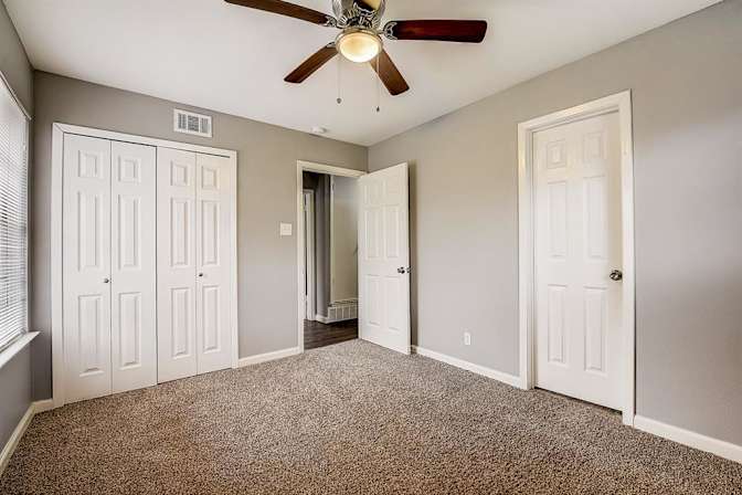 MOLLIE's room