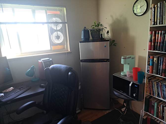 Bob Gushwa's room
