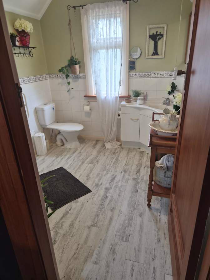Tracy's room