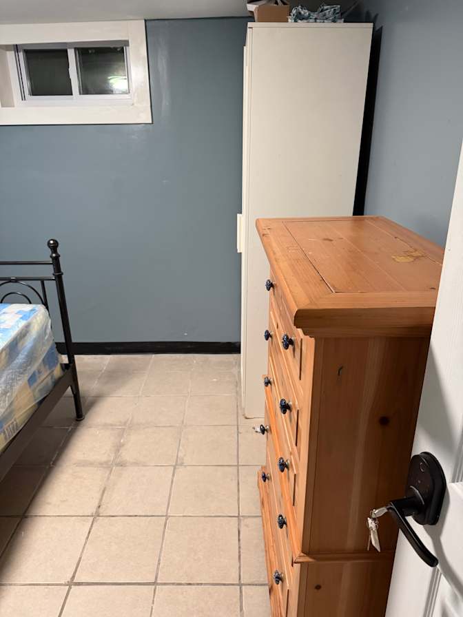 Keena White's room