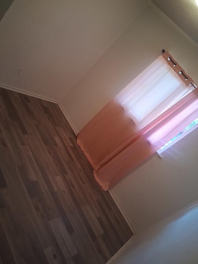 Jairo's room