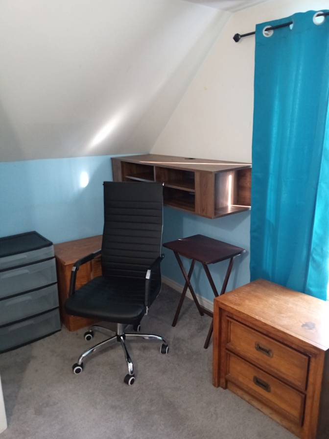 Cindy's room