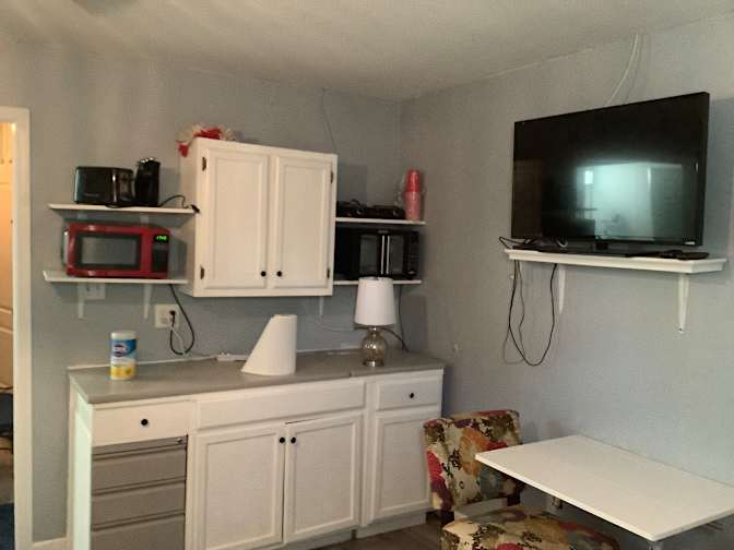 sreve's room