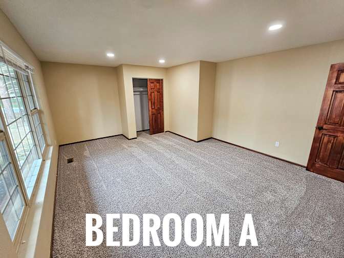 HomeCrew's room