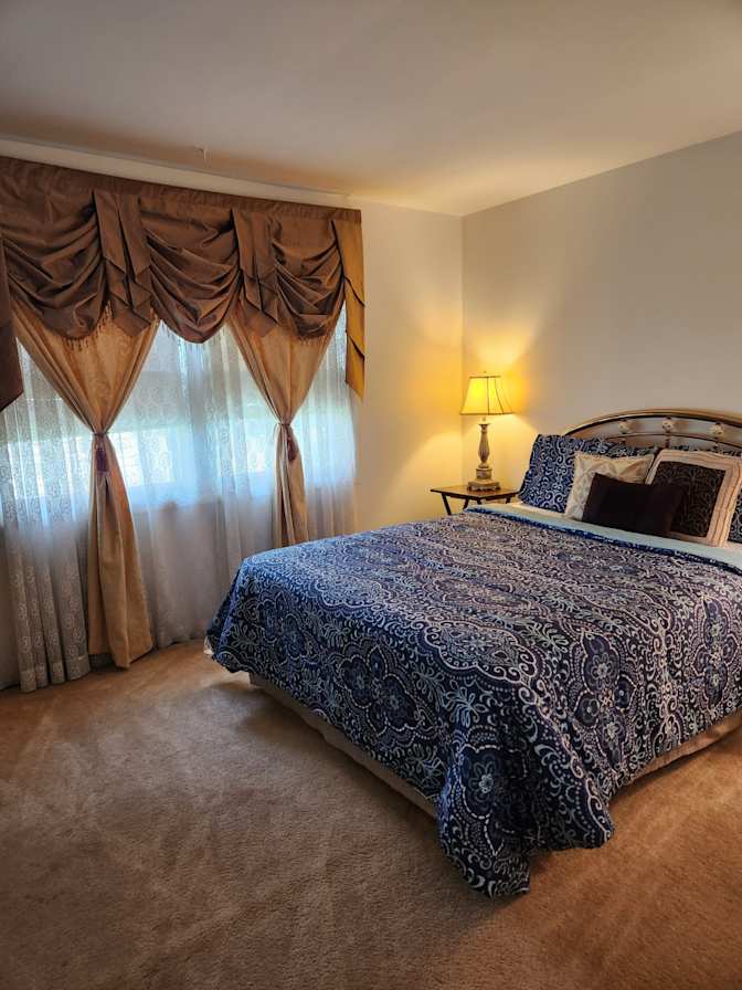 Praisewin's room