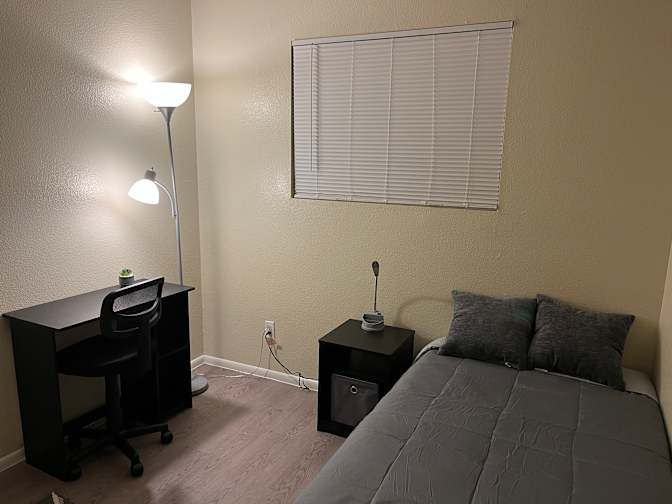 Robert Martinez's room