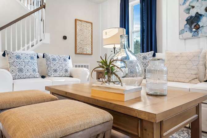 Alcove Rooms's room