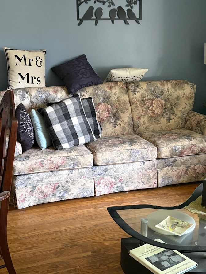 Holly Mills's room