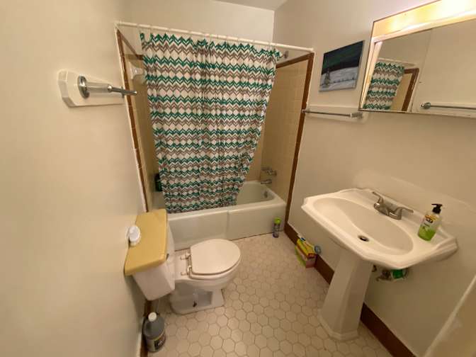Alcove Rooms's room