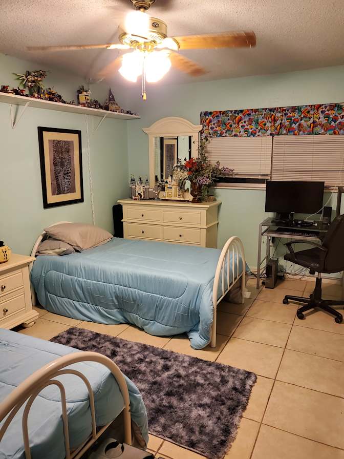 Jan's room