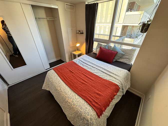 Alona's room