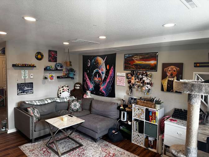 Chloe  Patterson's room