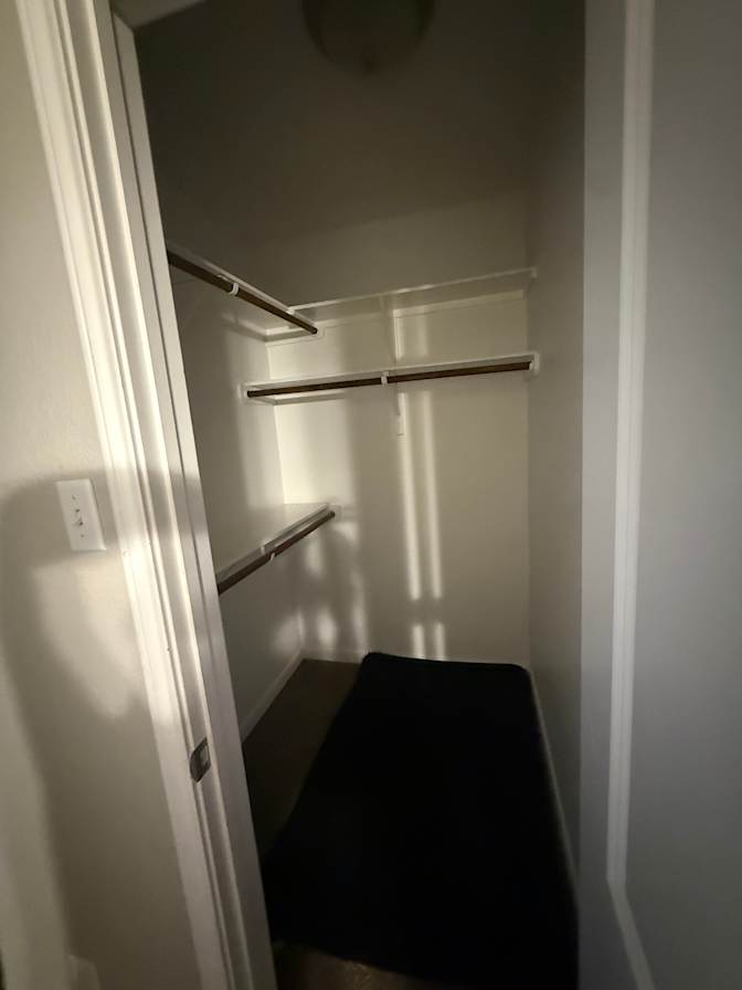 Macaire Ndum Kwi's room