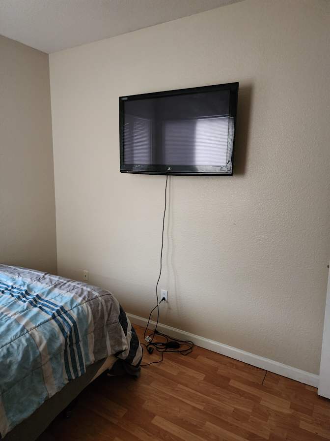 Sumadi's room