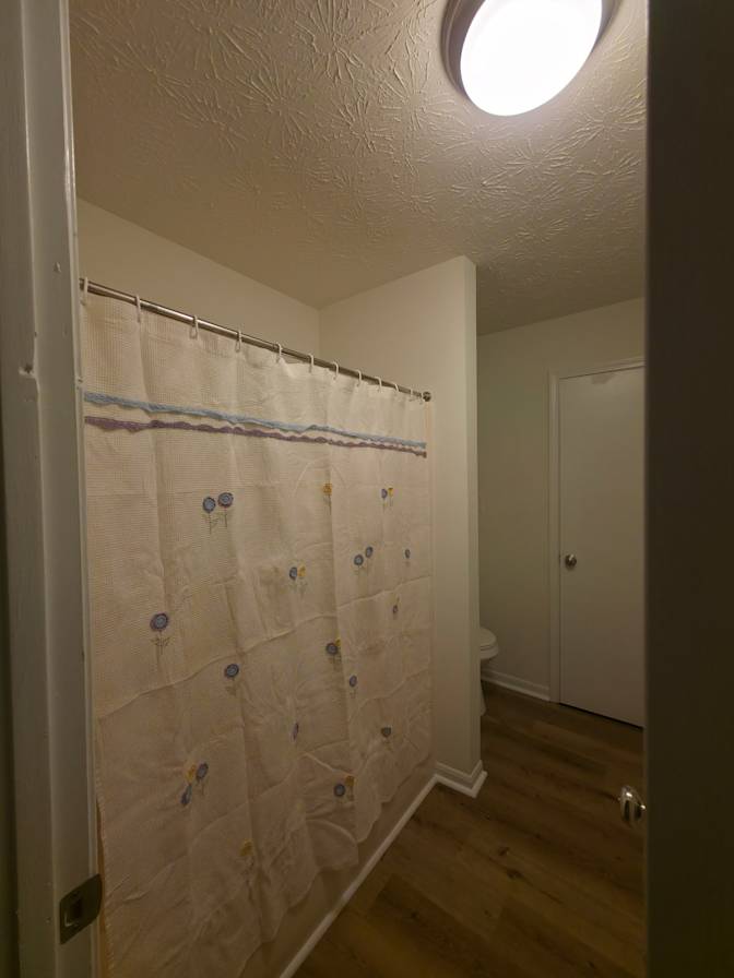 Dee's room