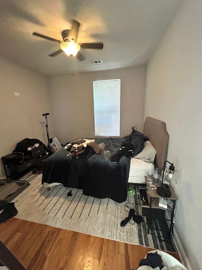 Jon's room