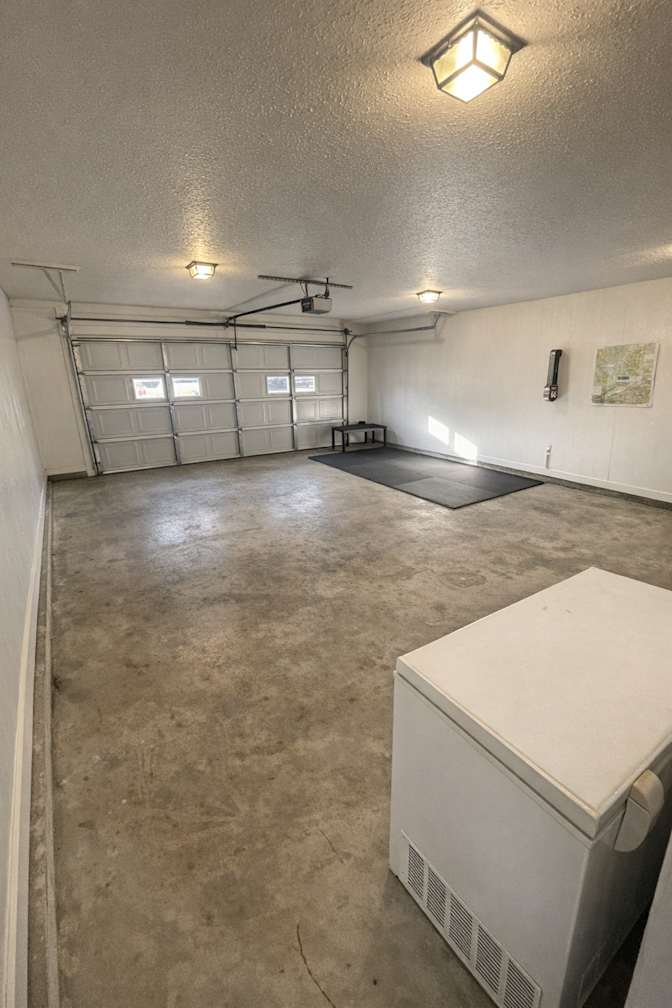 Dustin's room