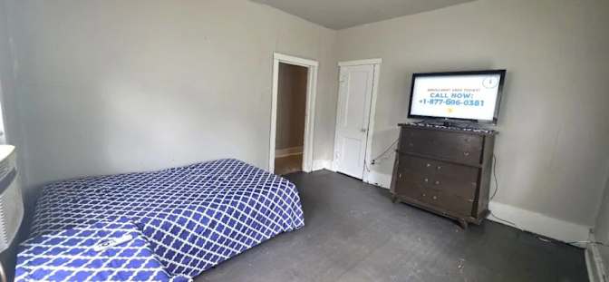 Eric Adams's room