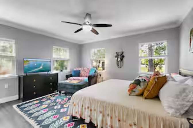 SARA's room