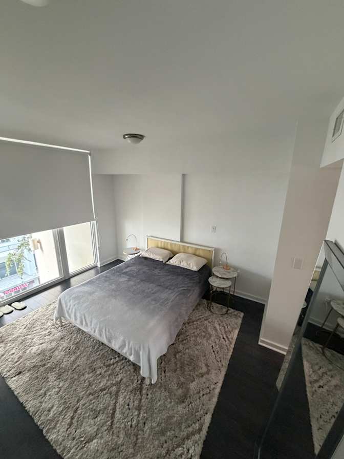 Fares's room