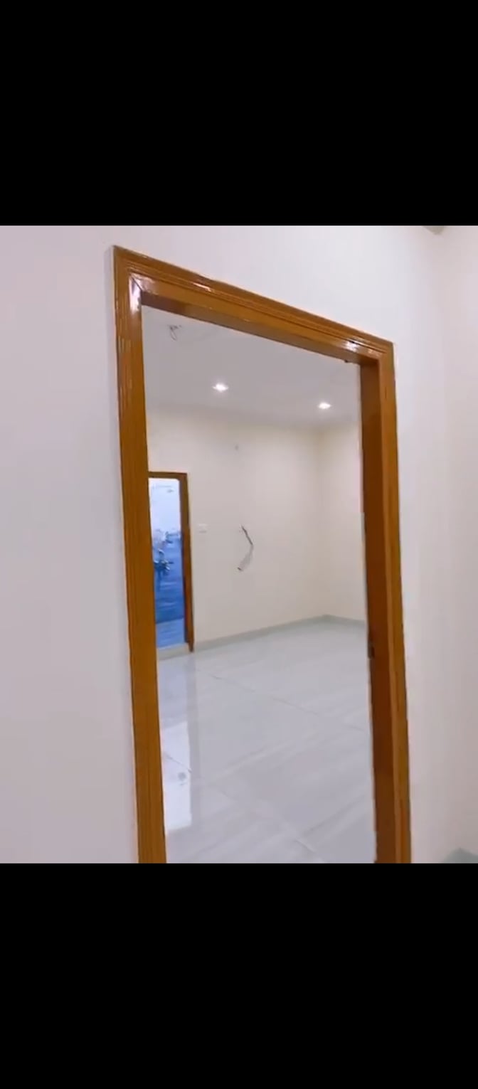 Mansalwa Shaikh's room