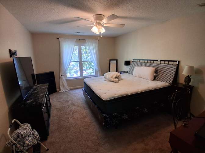 Allegiance's room