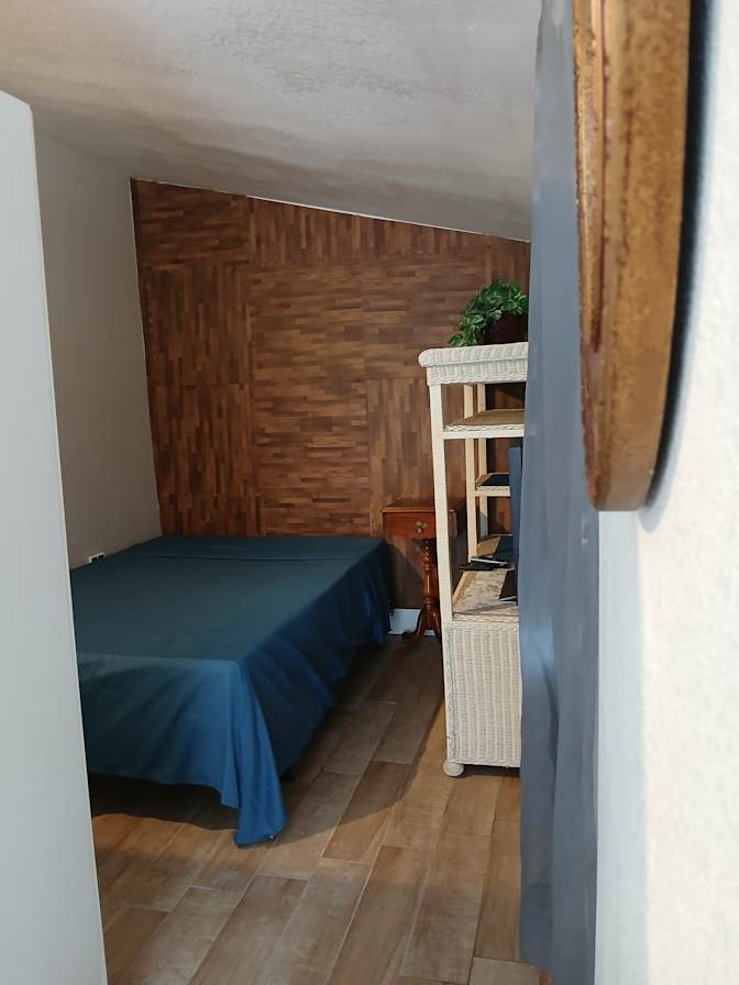 LUZ RODAS ARBELAEZ's room