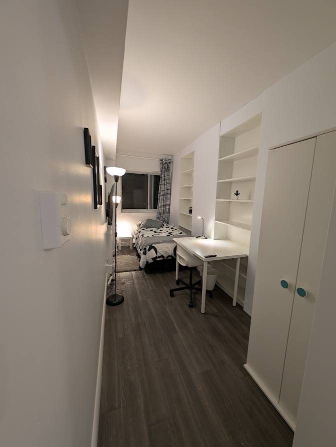 Serdar's room